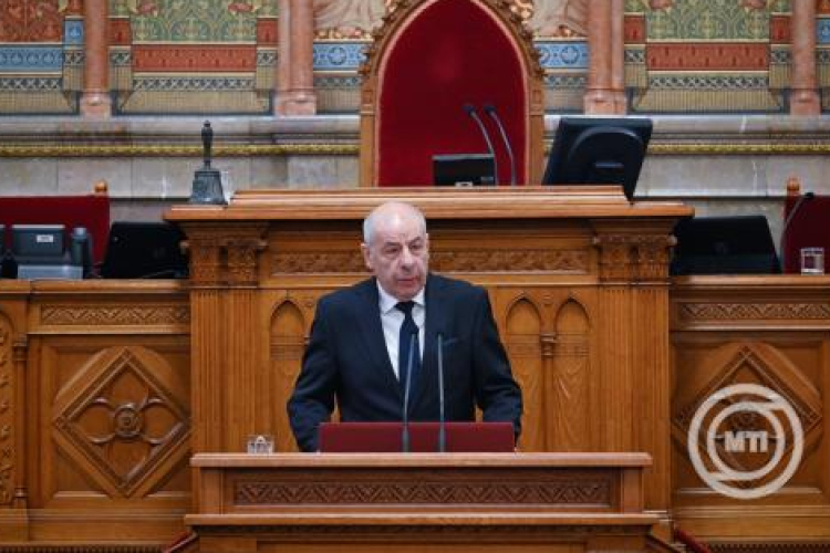 Sulyok Tamás: a jogállamiság nem politikai értékelés függvénye