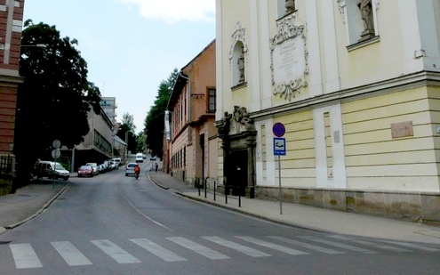  MEGÚJUL A CSIKY SÁNDOR - MACZKY VALÉR UTCA ÉS ÚJABB 1 KM KERÉKPÁRÚT LÉTESÜL EGERBEN