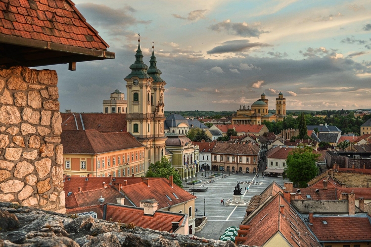 JELENTŐS IPARFEJLESZTÉS KÖVETKEZIK EGERBEN