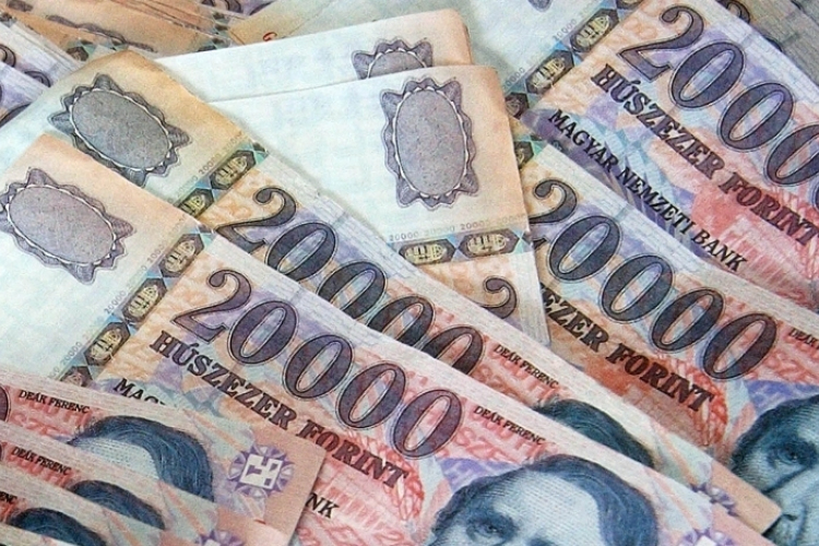 Eltérő tényezők húzódnak meg a béremelkedés mögött